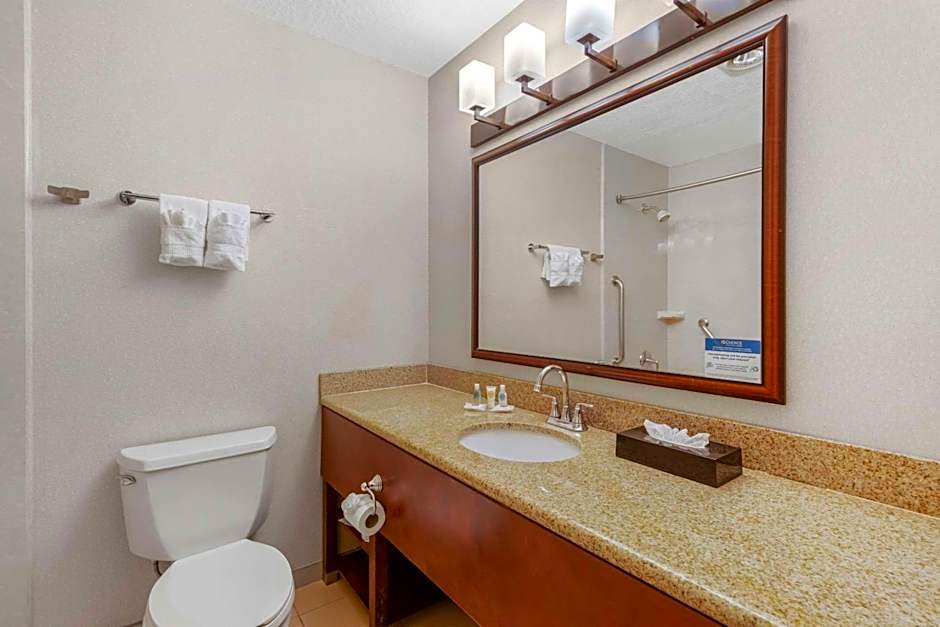 Comfort Inn & Suites Near Fallon Naval Air Station