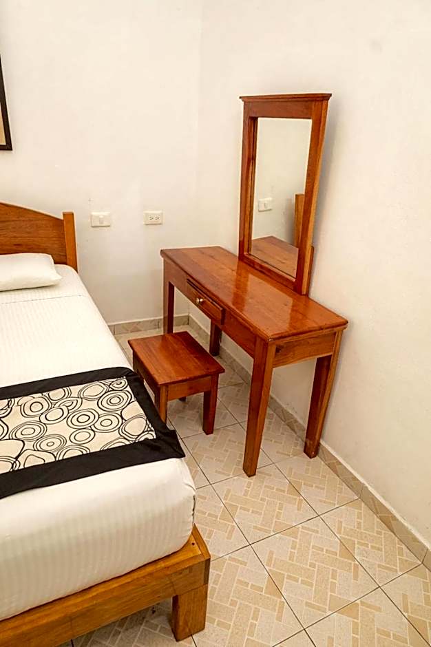 Hotel Las Palmas en Laurel