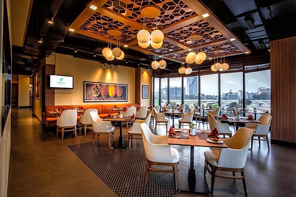 Holiday Inn Bengaluru Racecourse By IHG