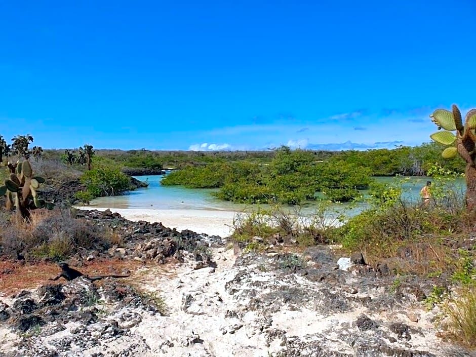 Palo Santo Galapagos Hotel
