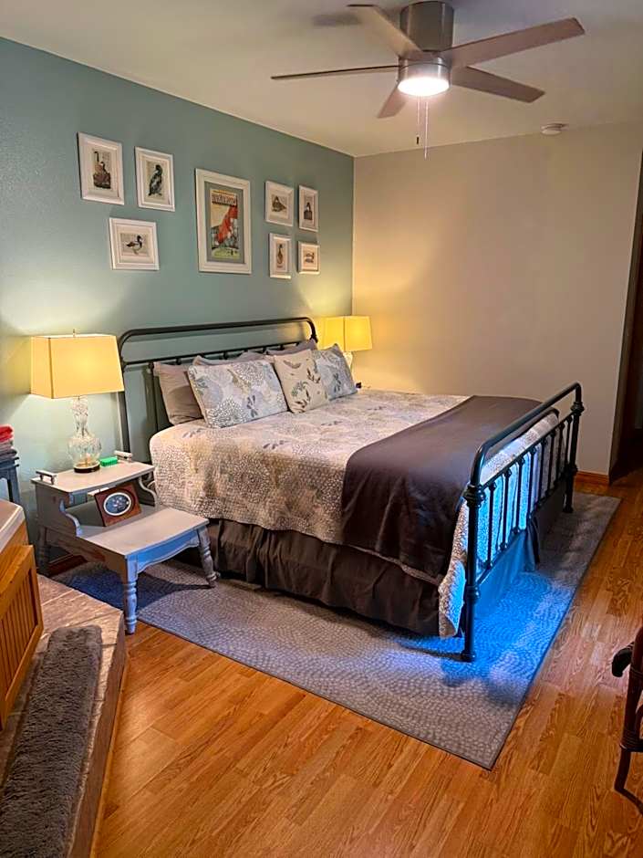 Eureka Sunset Cabins