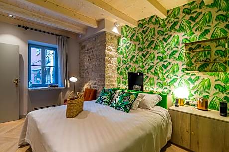 Deluxe Double Room with External Access