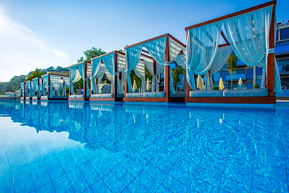 Orka Cove Hotel Penthouse & Suites Adults Only