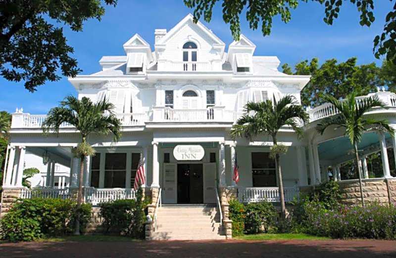 Amsterdam s Curry Mansion Inn