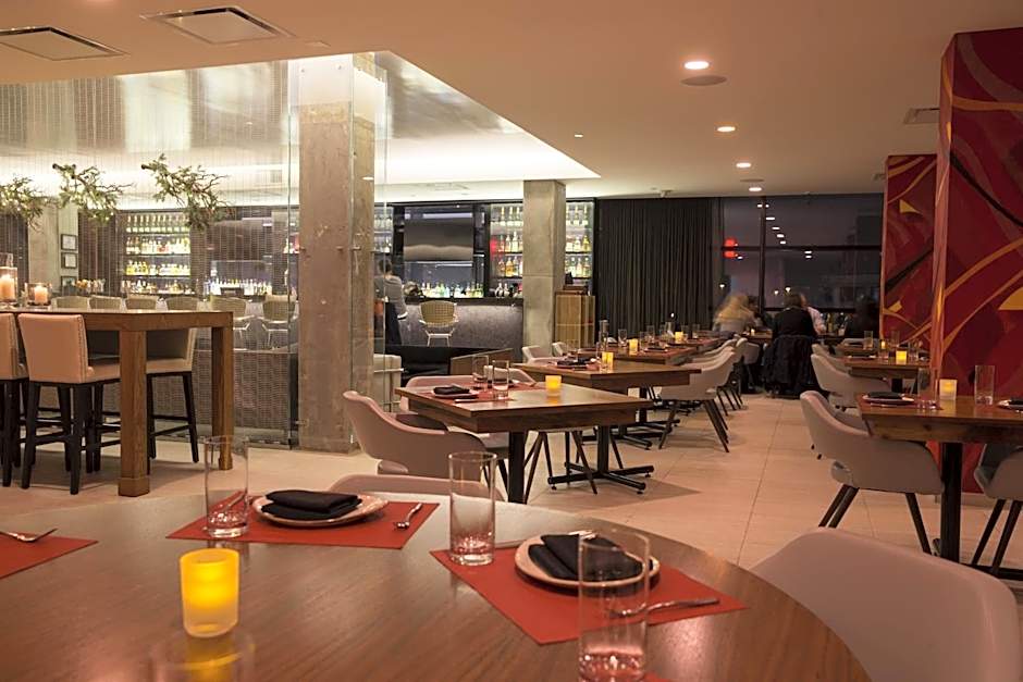 Le Meridien Chicago - Oakbrook Center