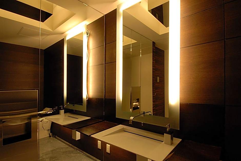 Center Hotel Toyota