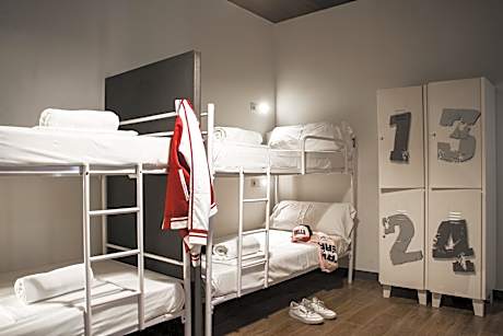 Family Room with Private Bathroom (4 Adults)