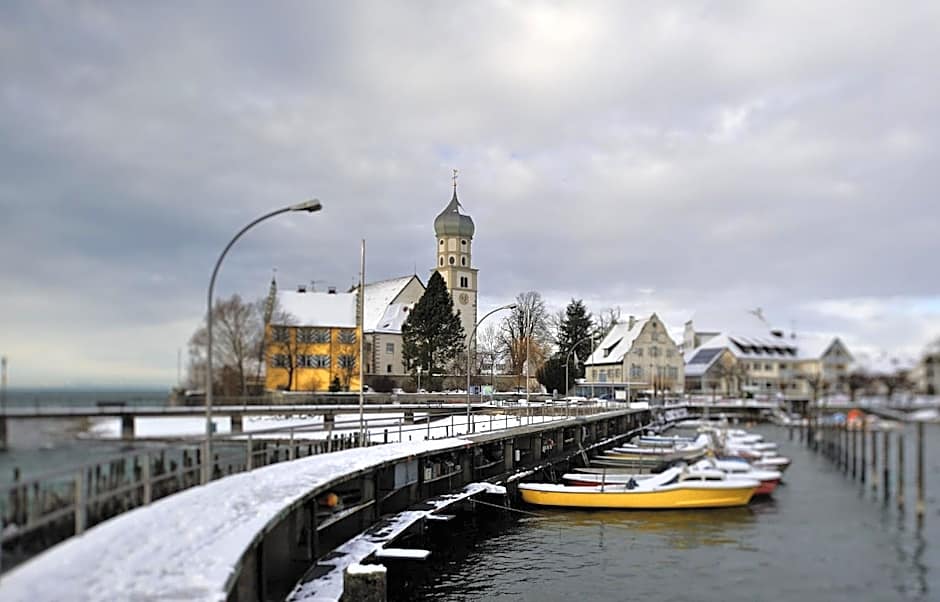 Schloss Hotel Wasserburg