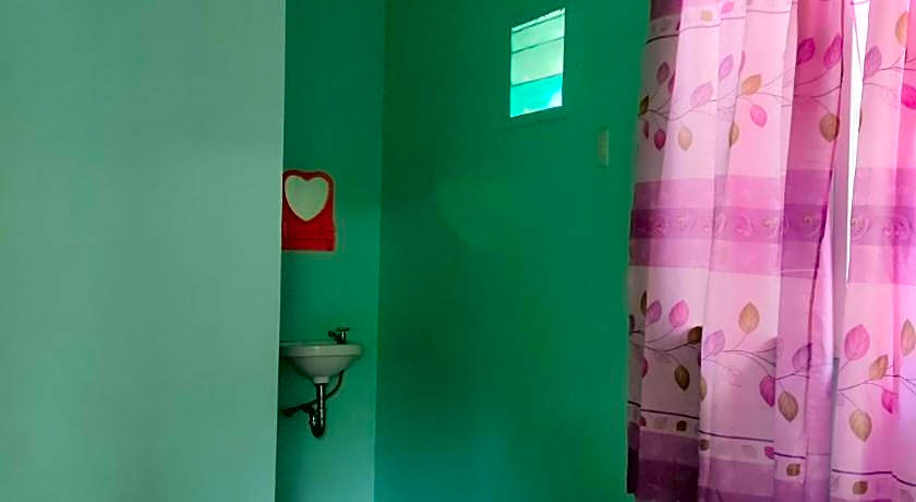 Shenamae Pension and Apartelle