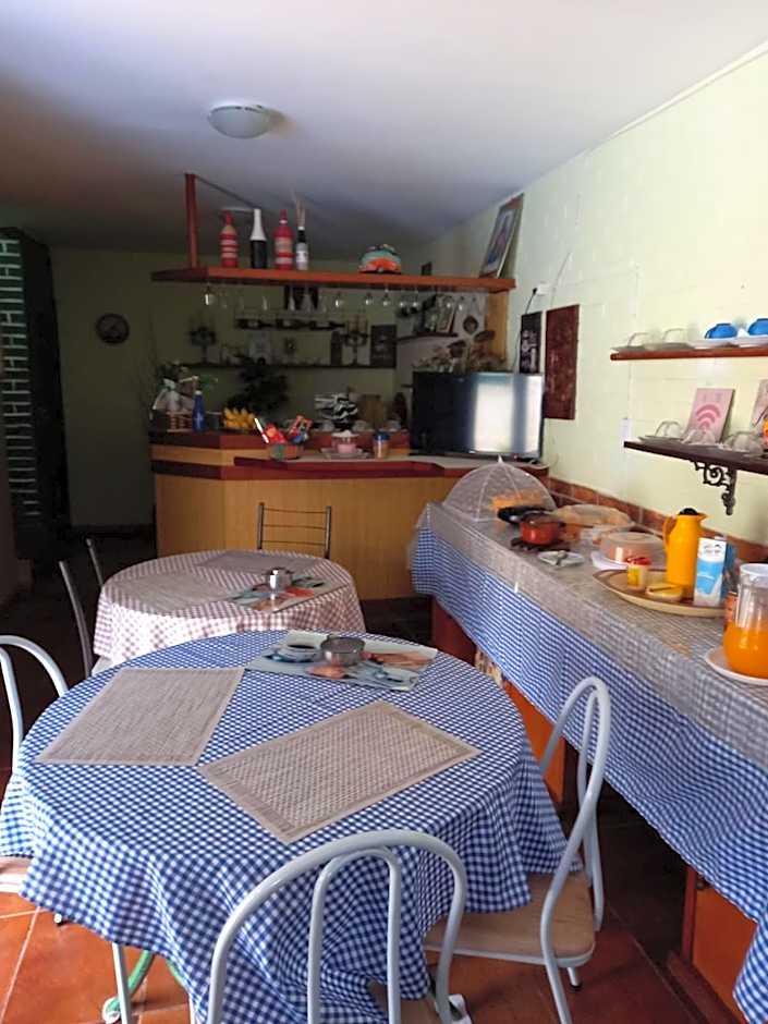 Pousada dos Mestres Café da manhã cortesia