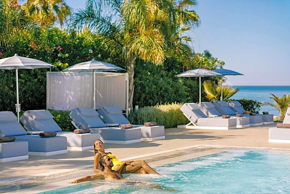 The Ivi Mare - Designed for Adults