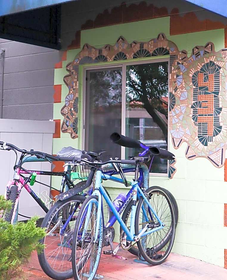 Ashland Commons Hostel