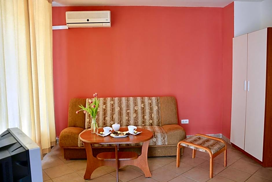 Rainbow 2 Holiday Complex