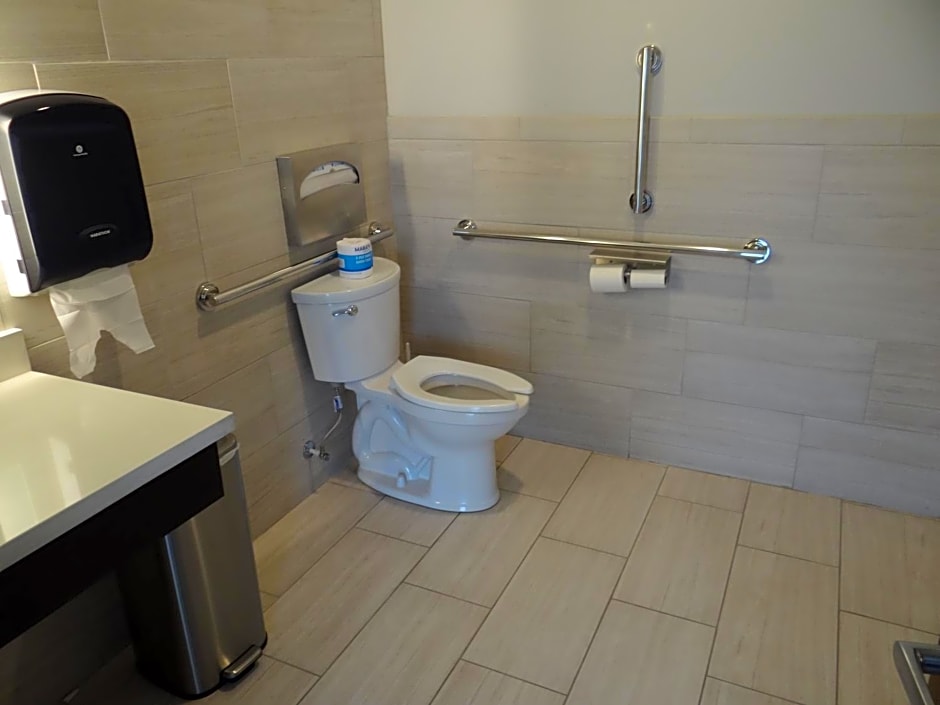 Holiday Inn Express And Suites Auburn Downtown By IHG