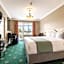 Lakeside Manor Hotel