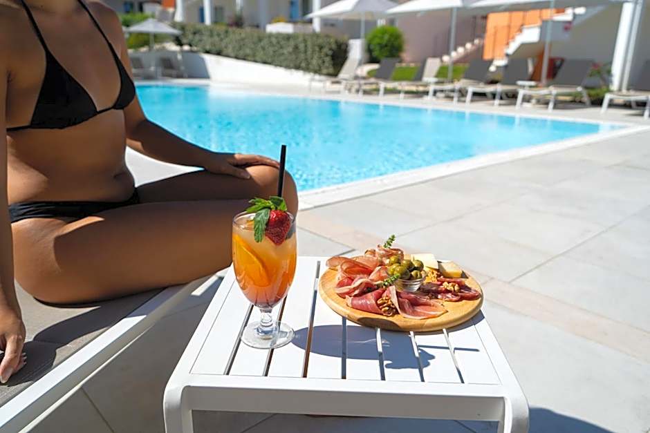 Felix Hotels - Galanias Hotel & Retreat