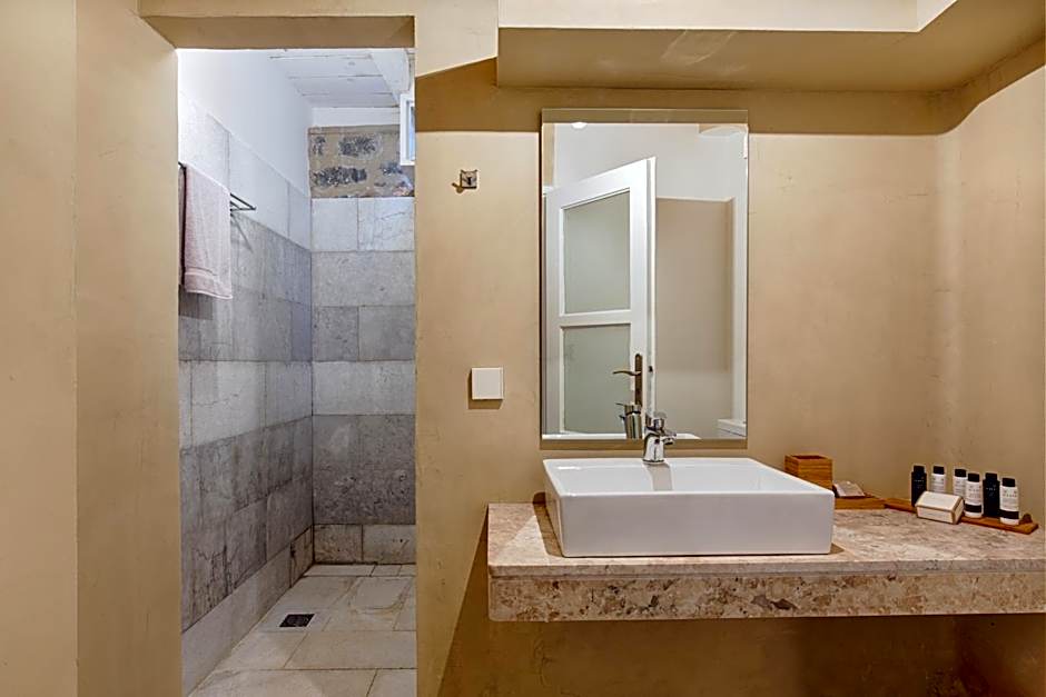 Aegila Boutique Hotel