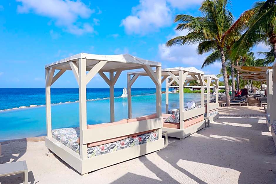 Papagayo Beach Hotel