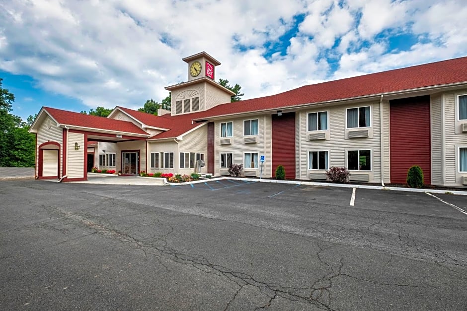 Red Roof Inn Clifton Park