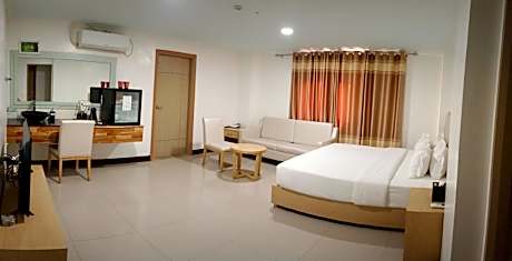 One Bed Room