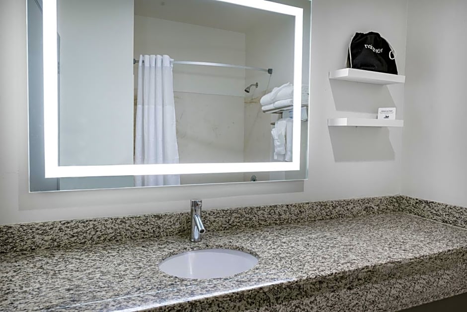Ramada Limited Bakersfield North
