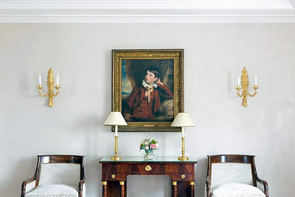 Le Bristol Paris, Oetker Hotels