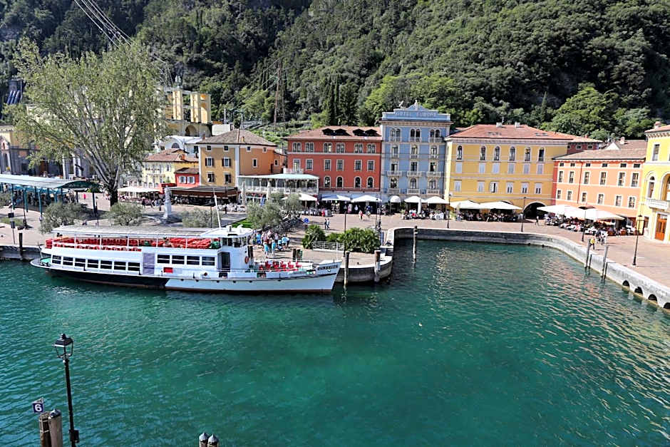 Hotel Europa - Skypool & Panorama