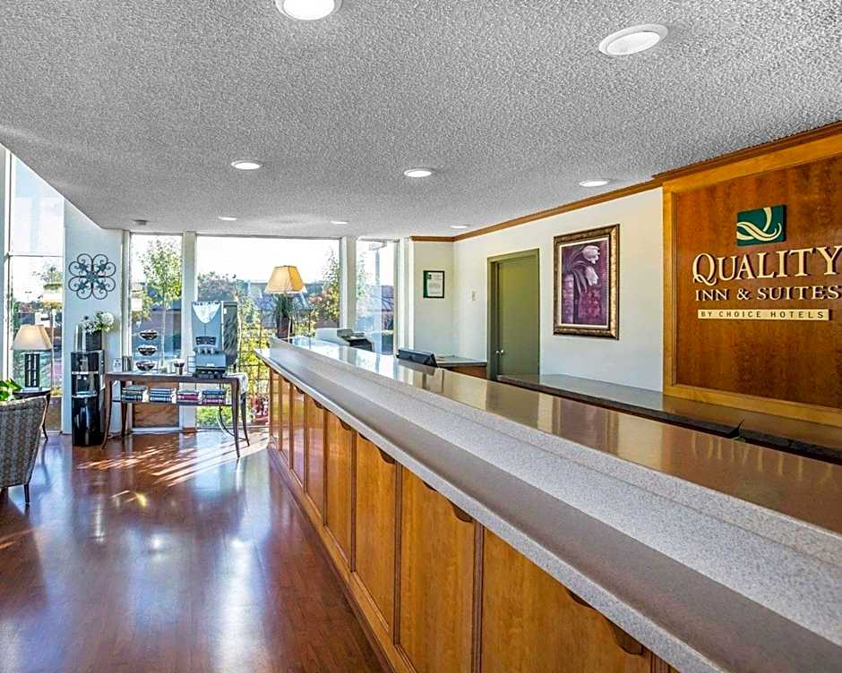 Quality Inn & Suites Cameron Park Shingle Springs
