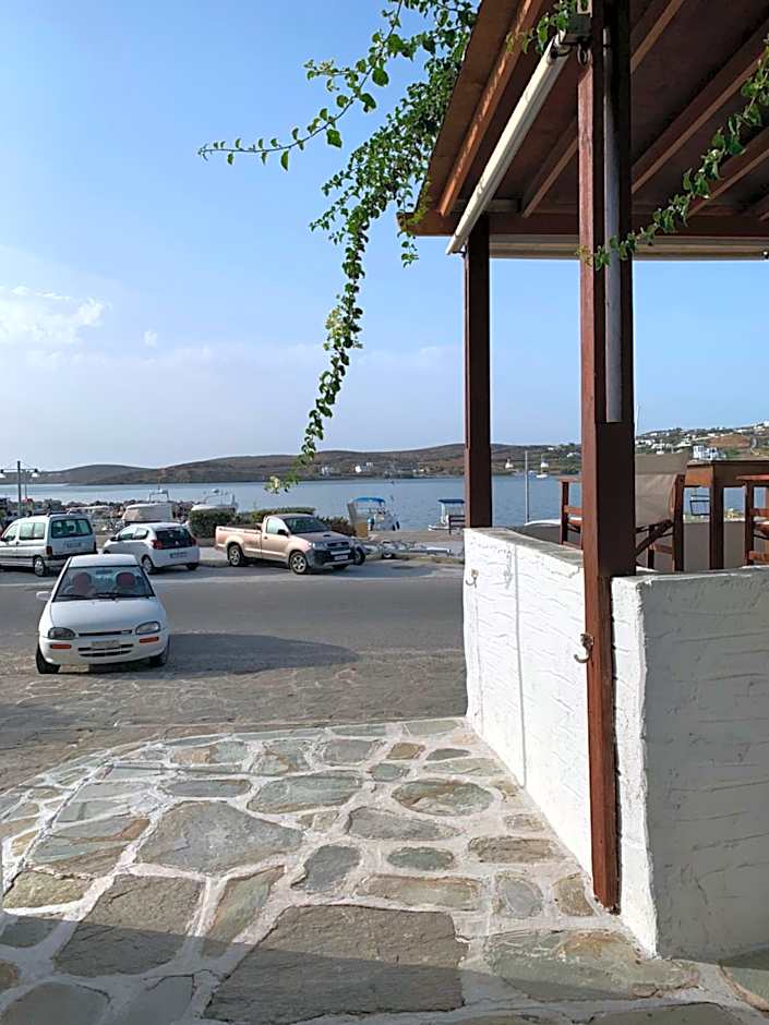 Asterias Hotel - Seafront