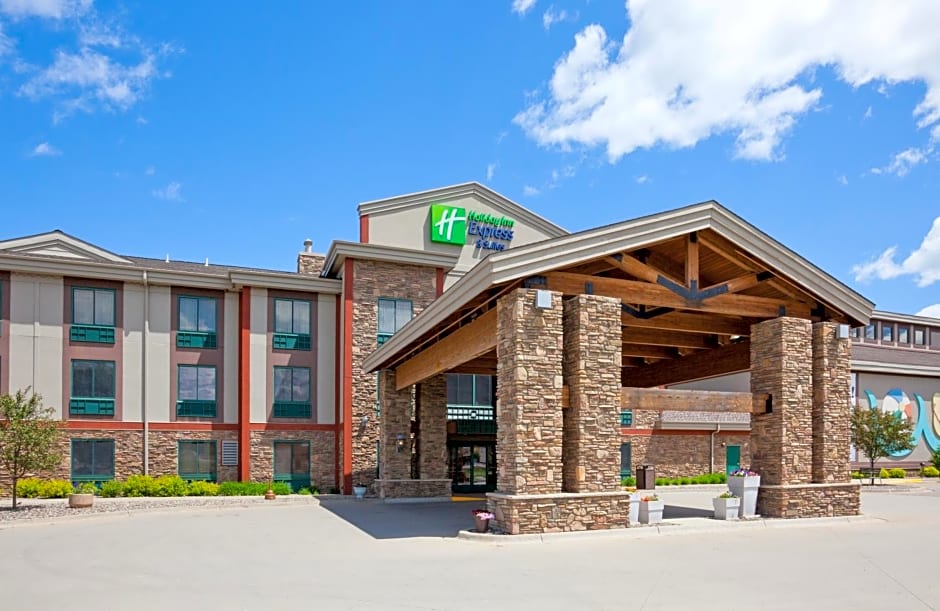 Holiday Inn Express Hotel & Suites Brainerd-Baxter