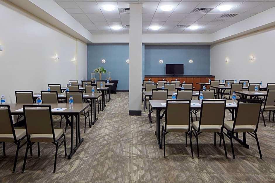 Four Points by Sheraton Virginia Beach Oceanfront