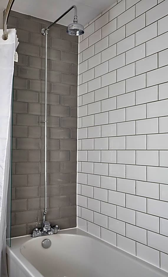 The Spyglass & Kettle by Greene King Inns