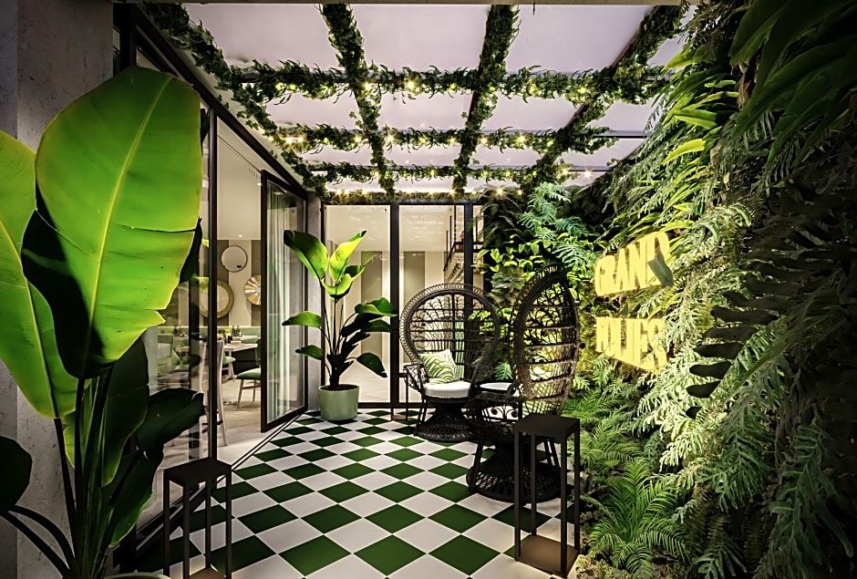 Belle Marivent Mediterranean Petit Hotel