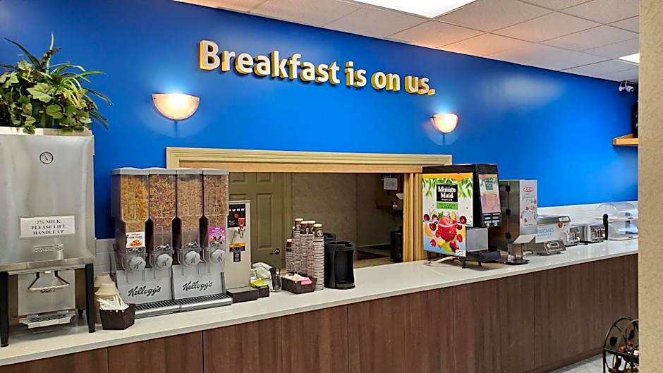 Days Inn & Conference Centre by Wyndham Penticton