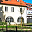 Pytloun Kampa Garden Hotel Prague