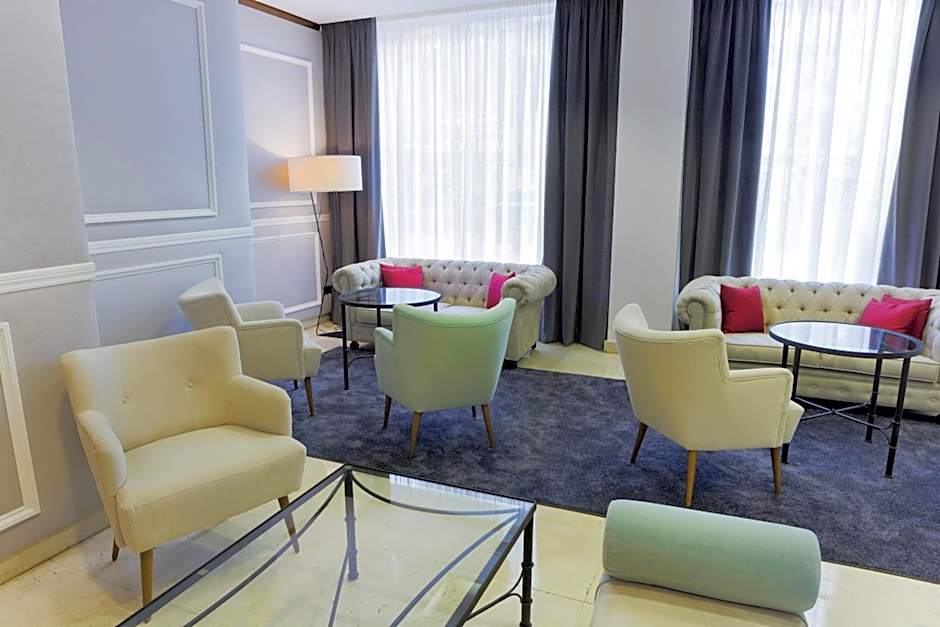 Hotel Gran Via