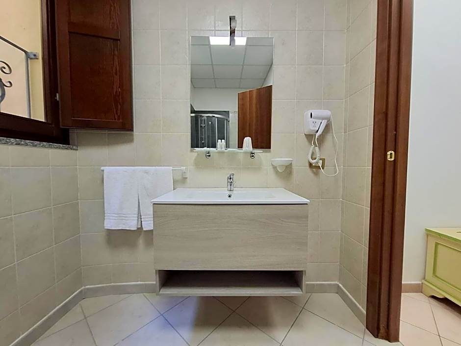 Hotel 4 Mori