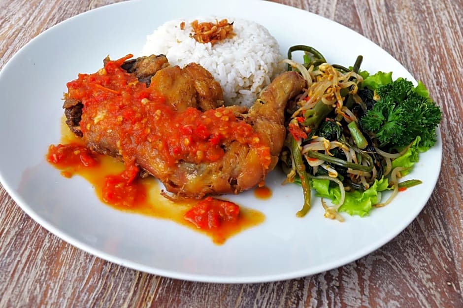 Tirtha Canggu Suite