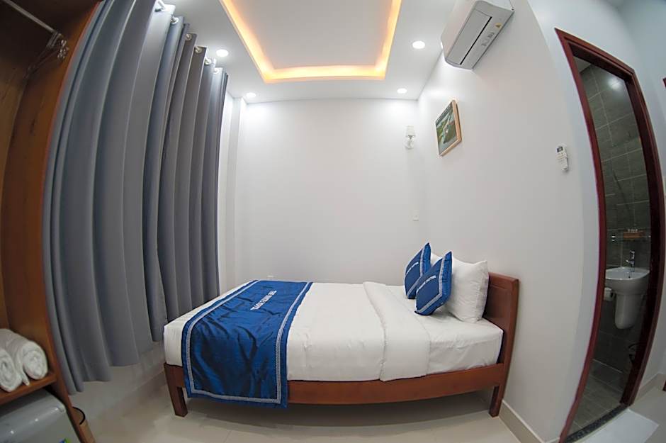The white guest house