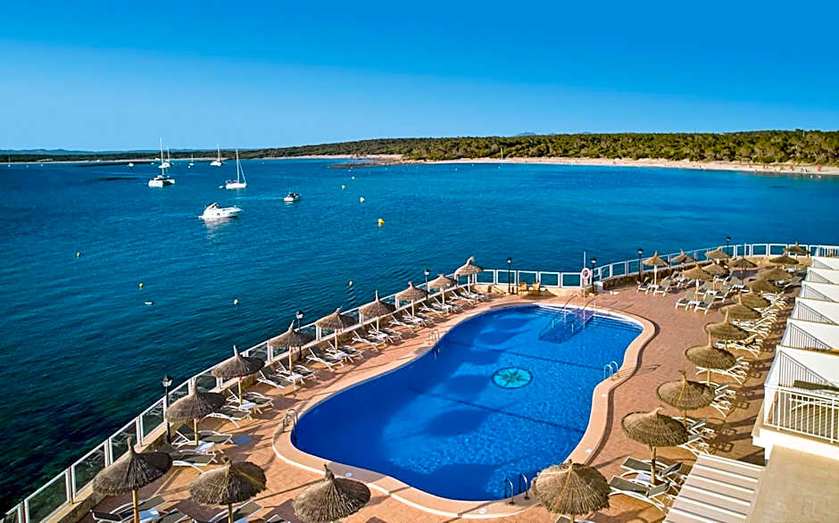 Universal Hotel Marqu