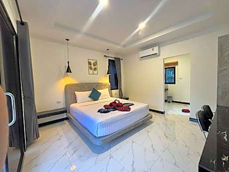 Lanta Buddy Resort , Long Beach