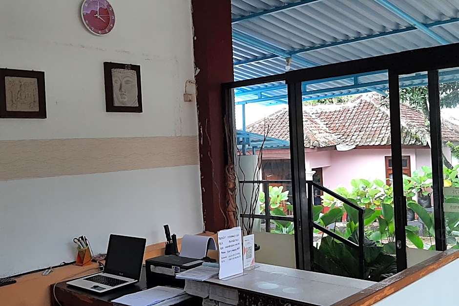 RedDoorz At Hotel Pakem Sari Kaliurang
