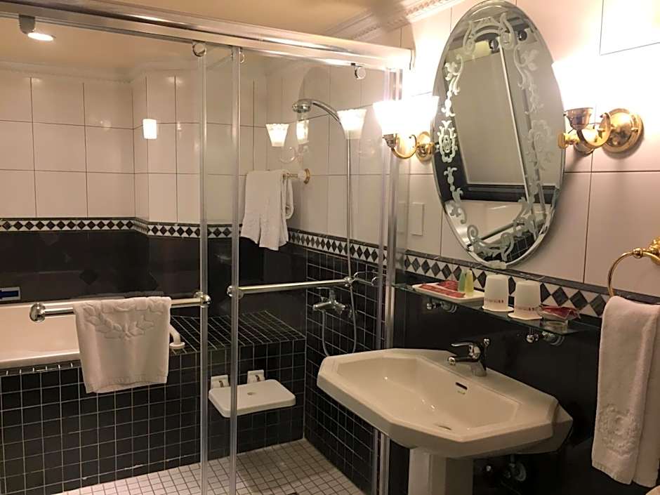 Charming City Hotel Sungshan