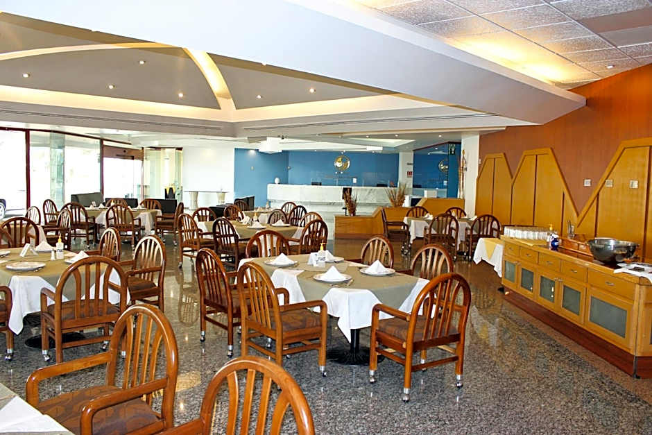 San Juan Park Hotel
