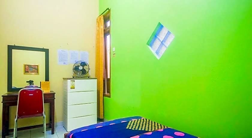 OYO 2440 Wallet Family Residence Syariah