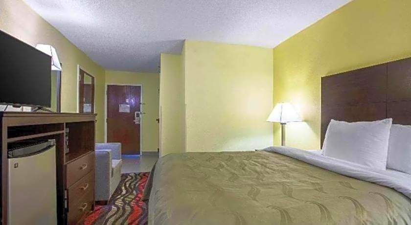 Quality Inn Holly Springs South