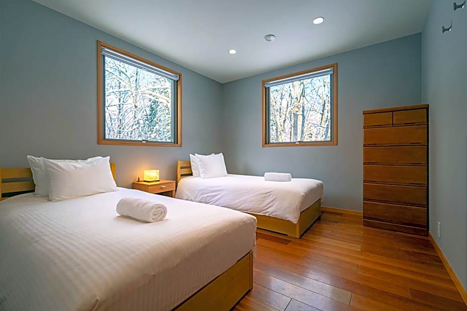 Bluebird Chalets by The Hakuba Collection
