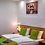 B&B Outlet Hotel - Metzingen - Bad Urach - Free Parking