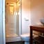 Hotel Saint Yves
