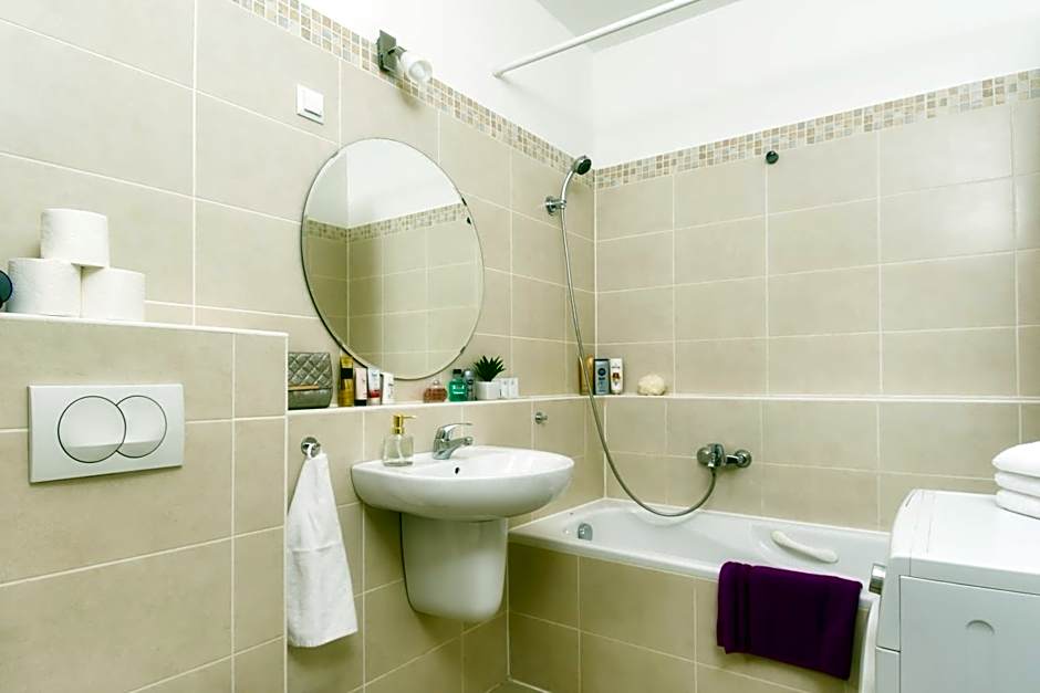 Trendy Deluxe Apartments